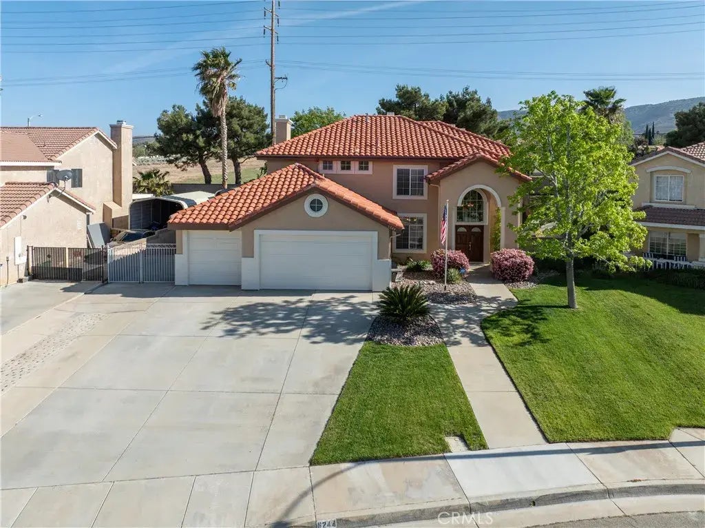 6244 Sunset Canyon Court, Lancaster