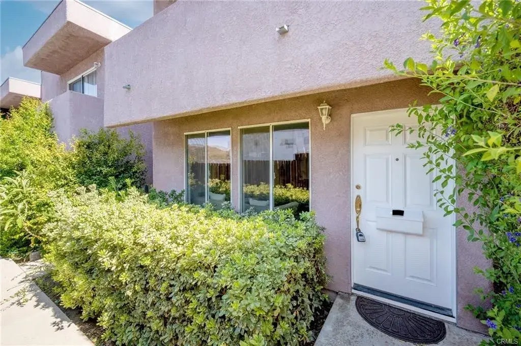 10249 Tujunga Canyon Boulevard 4, Tujunga