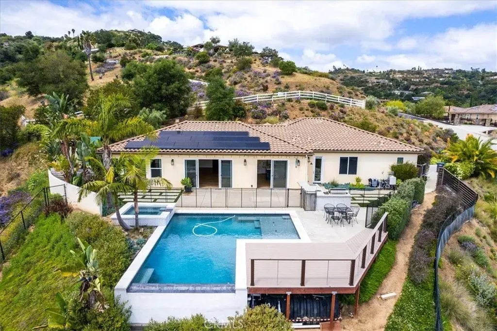 2836 Mesa Grove Road, Fallbrook