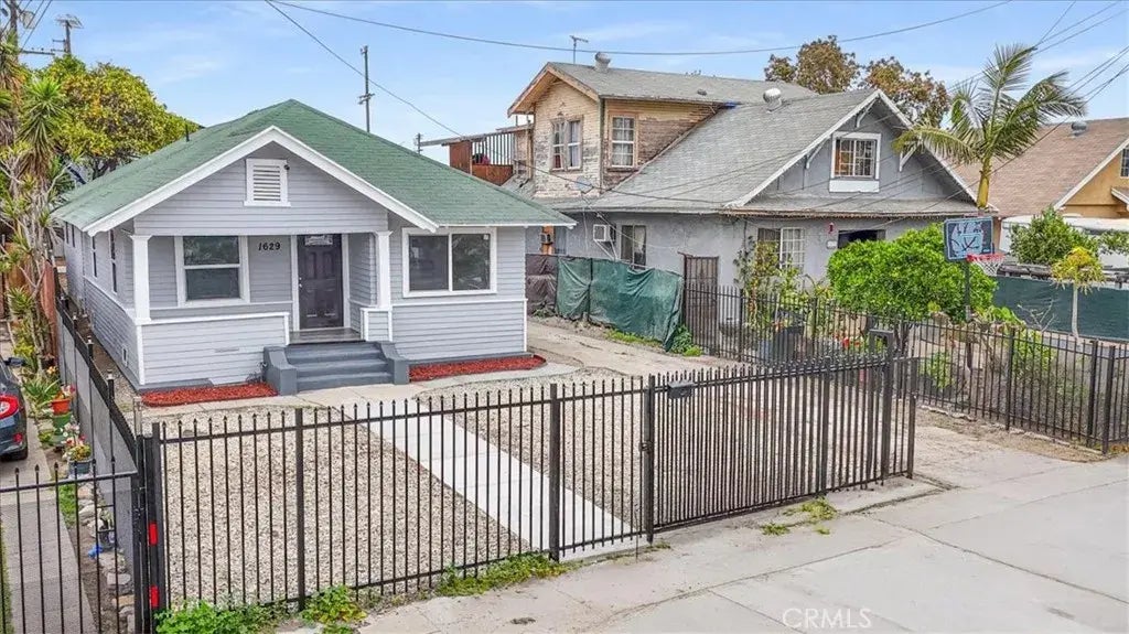 1629 E 41st Place, Los Angeles