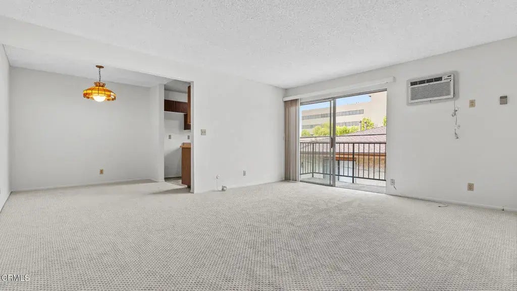 409 Burchett Street 210, Glendale