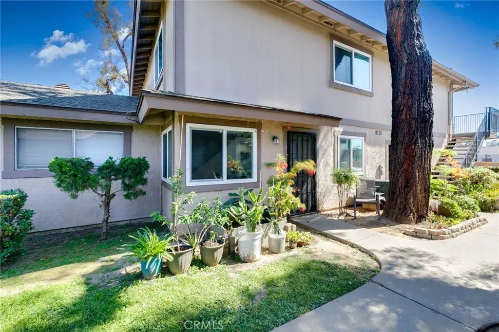 1710 Normandy Place 2, Santa Ana