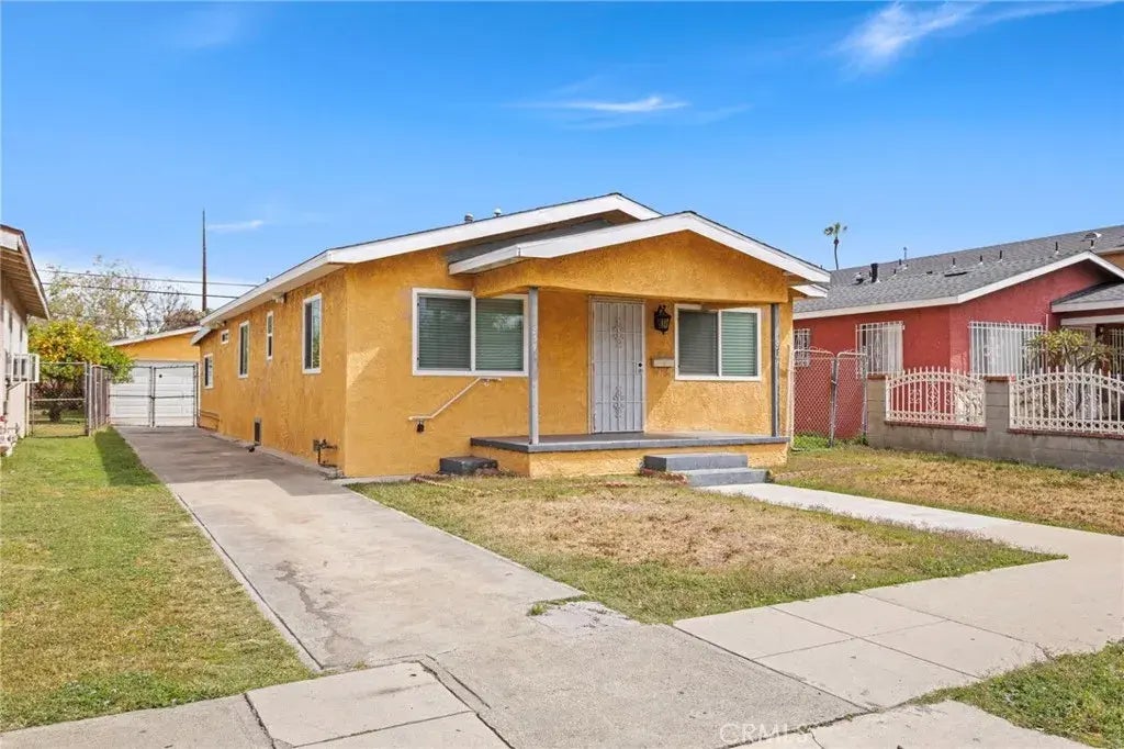 837 W 62nd Pl, Los Angeles