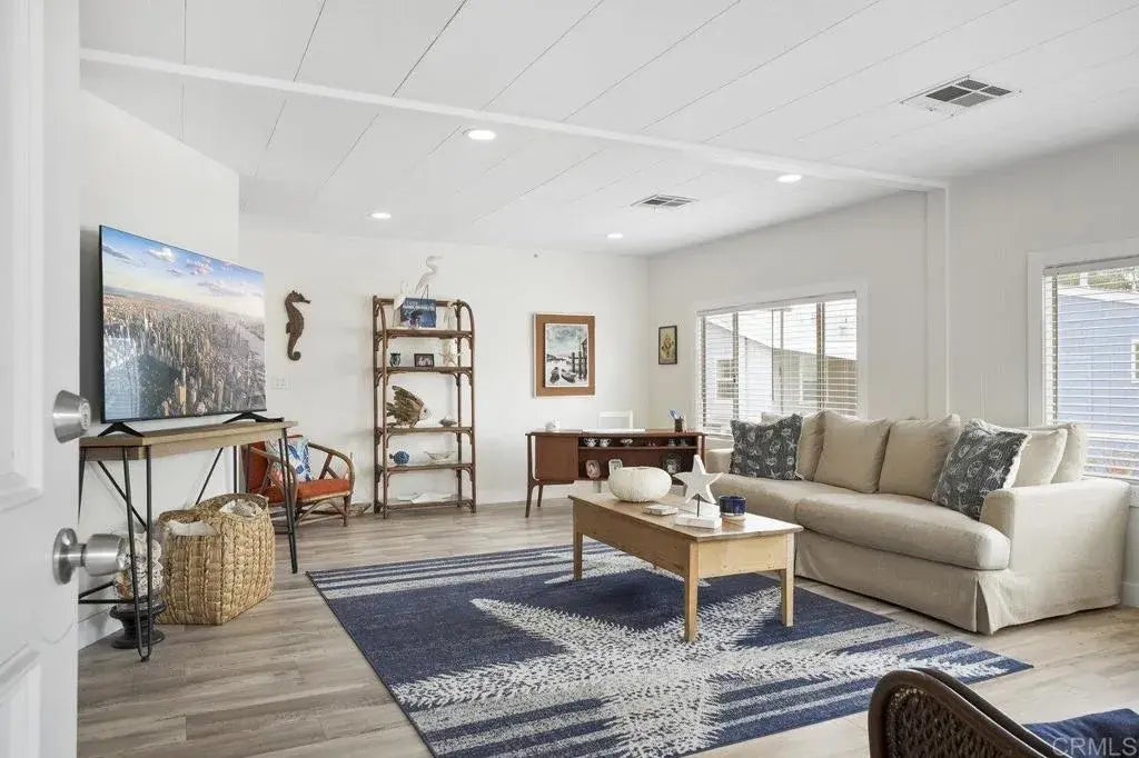 2130 Sunset 117, Vista