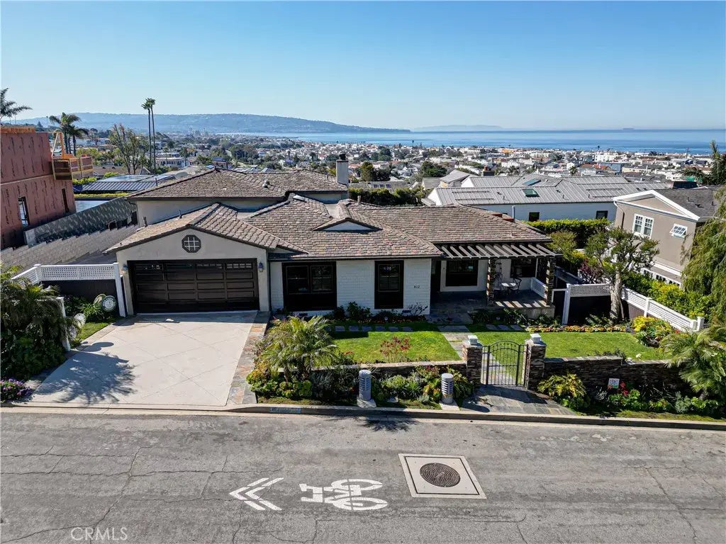 812 8th Street, Manhattan Beach