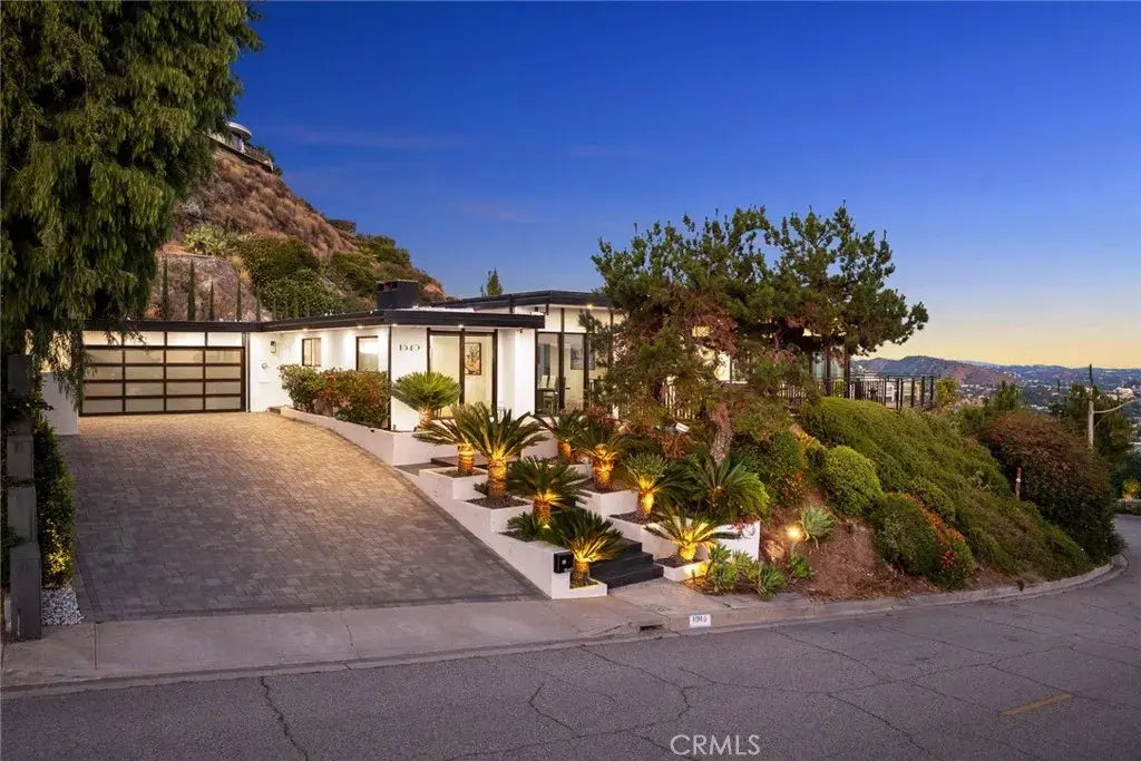 1840 Deermont Road, Glendale