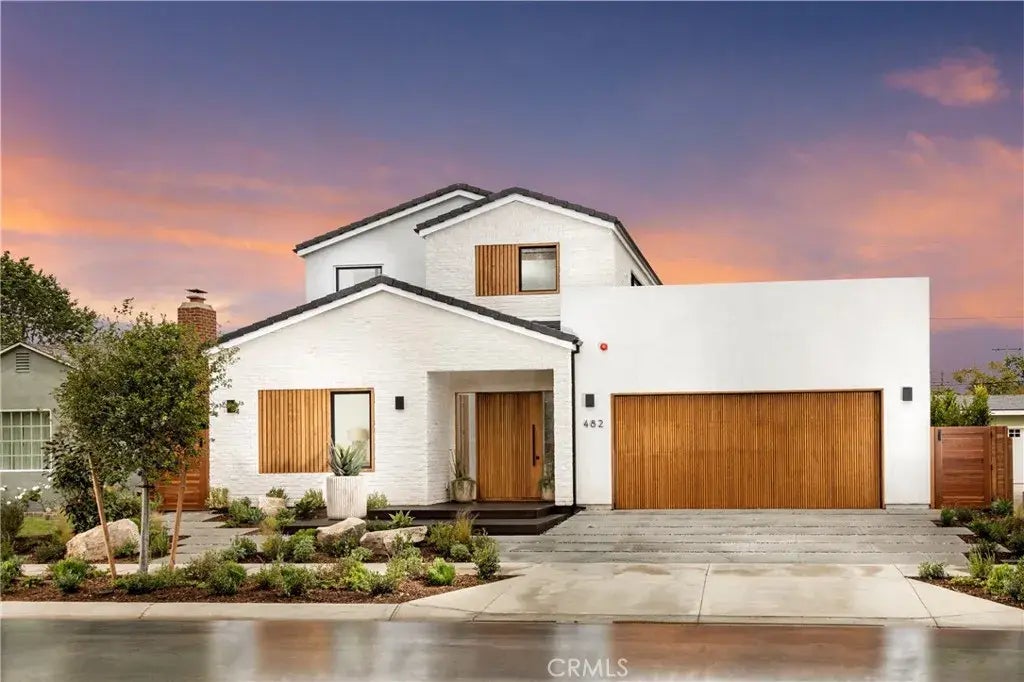 482 Costa Mesa Street, Costa Mesa