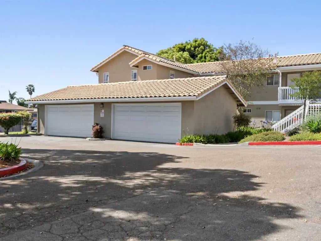 1302 Palomar Pl 13, Vista