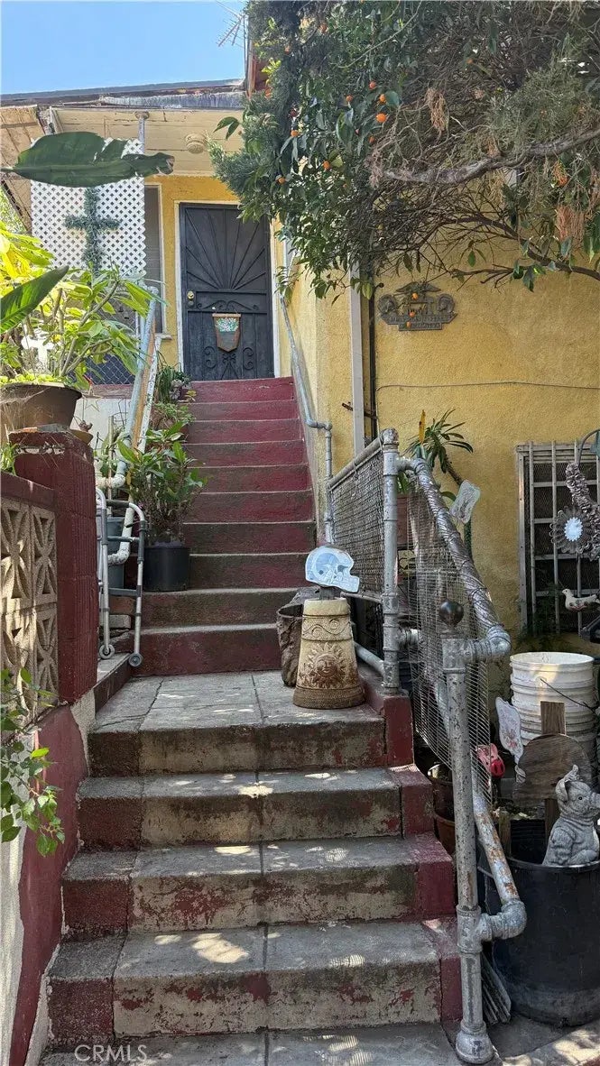 1004 Geraghty Avenue, Los Angeles