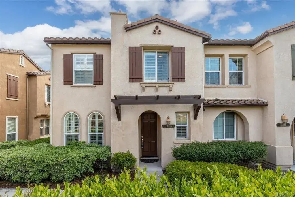 13016 La Porta, 
