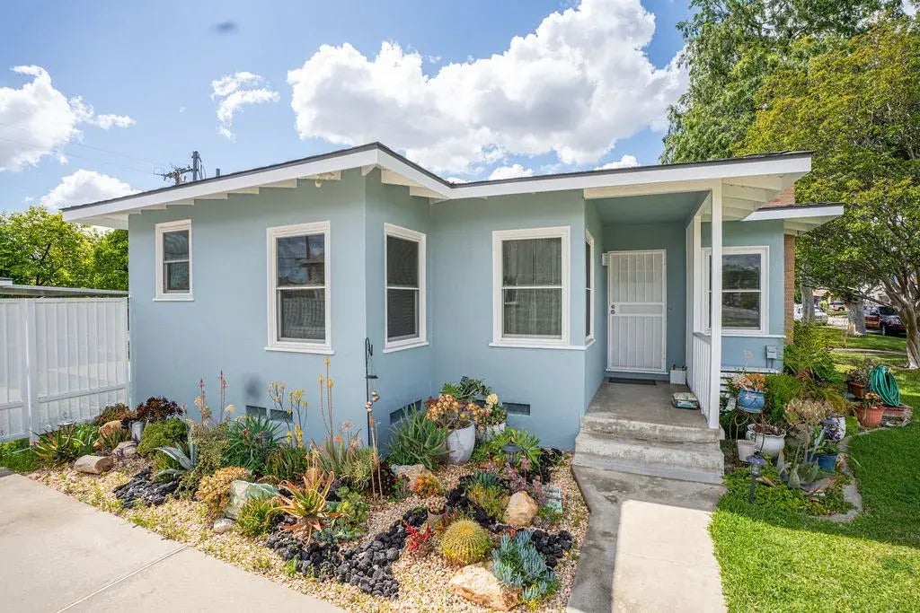 2304 W Macdevitt Street, West Covina