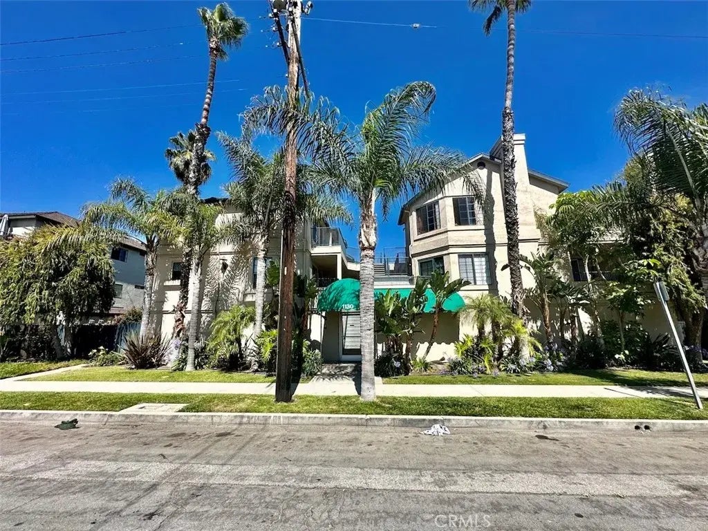 1130 Newport Avenue 207, Long Beach