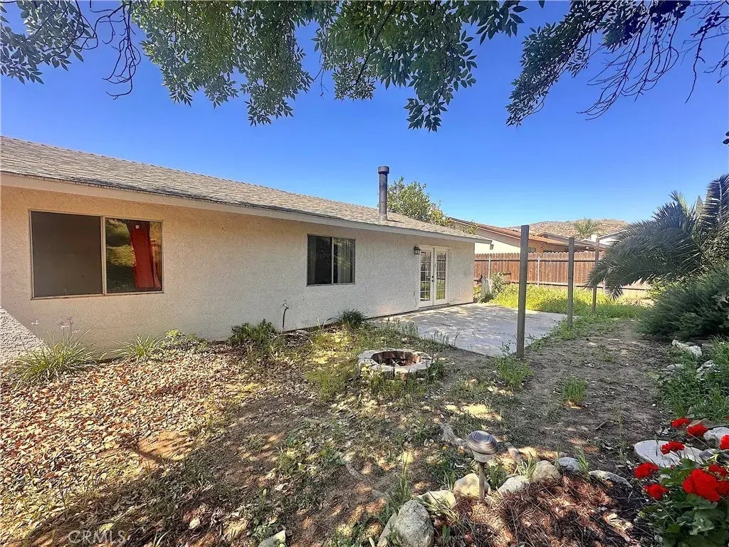 14585 Long View Drive, Fontana