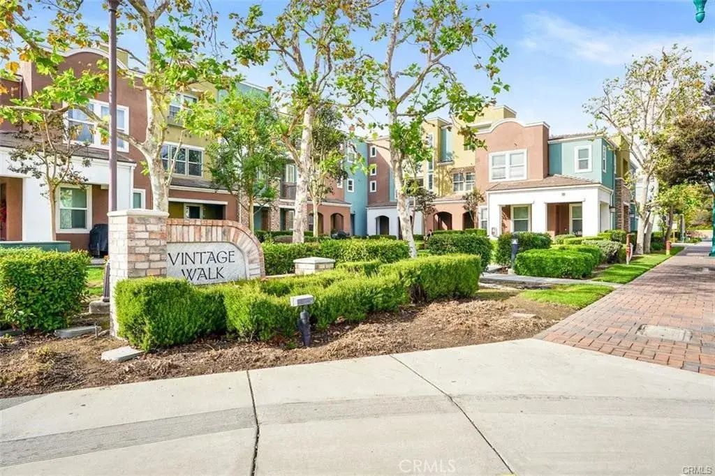 216 W Merlot Drive, Covina