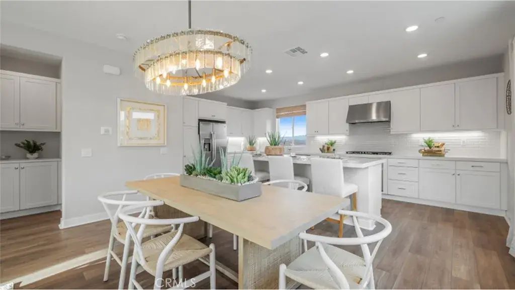 26747 Laurel Mountain Loop, Valencia