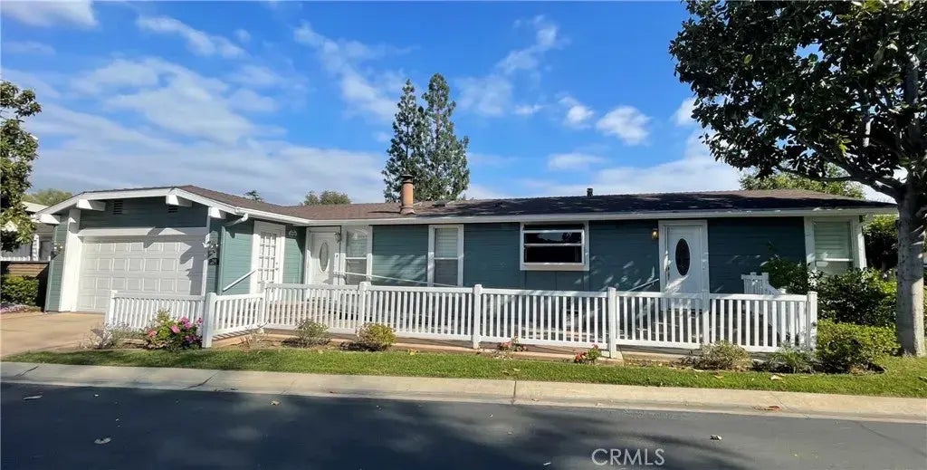 2545 Shadow Lake 127, Santa Ana