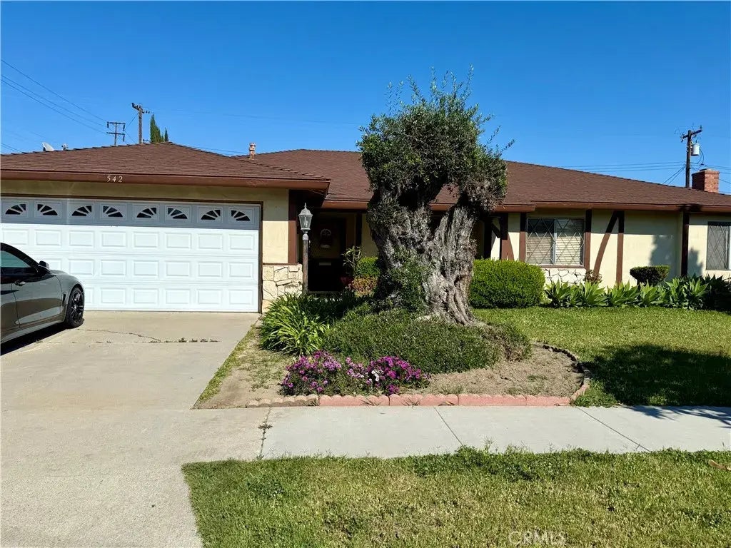 542 N Hanover Street, Anaheim