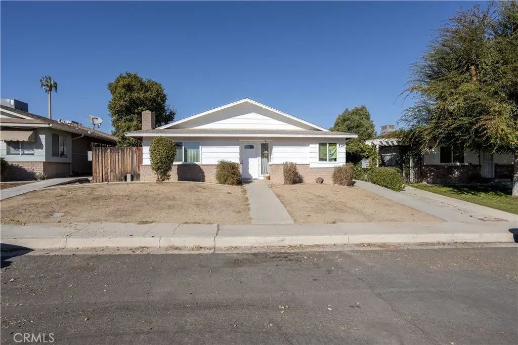 924 Day Avenue, Bakersfield