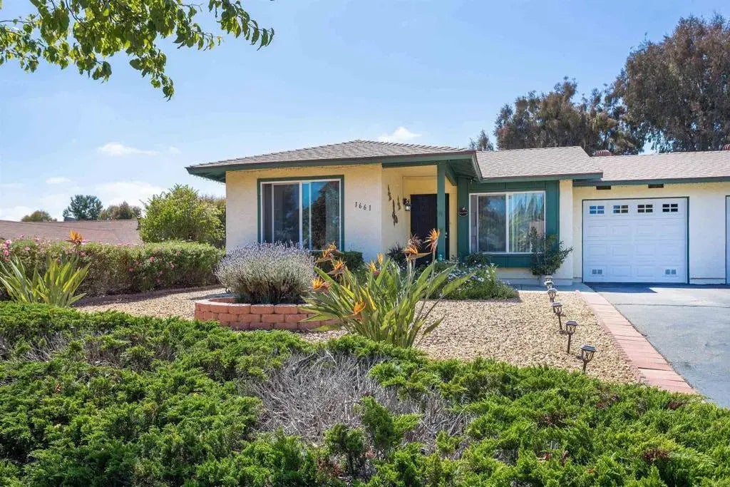 1661 Peacock Boulevard, Oceanside