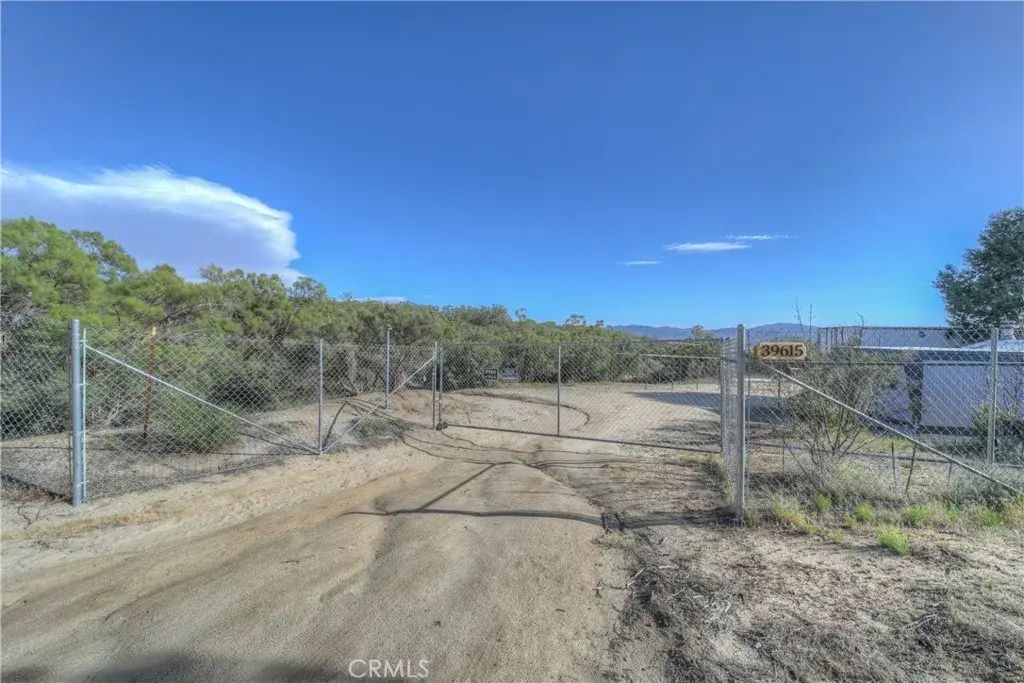39615 Meyers Lane, Anza