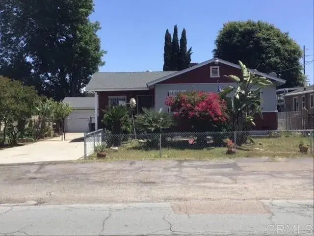 889 S Sunshine Avenue, El Cajon