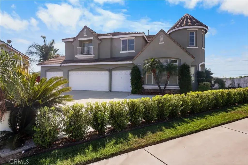 19131 Camassia Court, Riverside