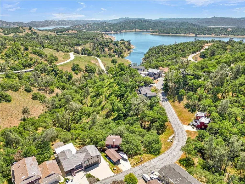 2664 Pine Ridge Road, Bradley