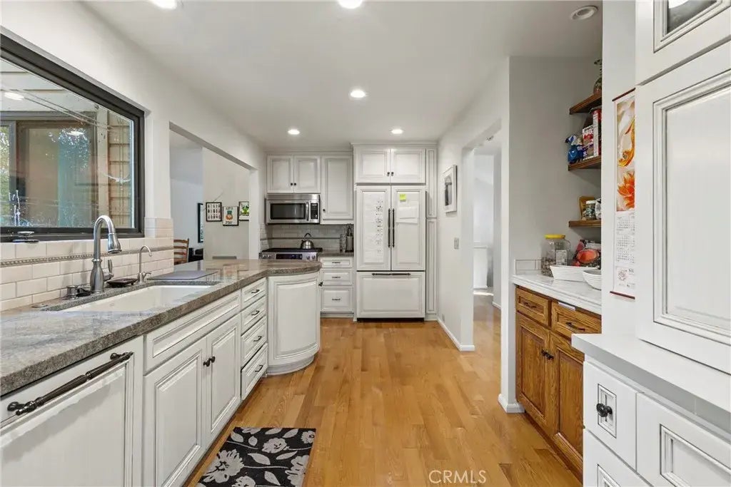 672 Serrano Drive 9, San Luis Obispo