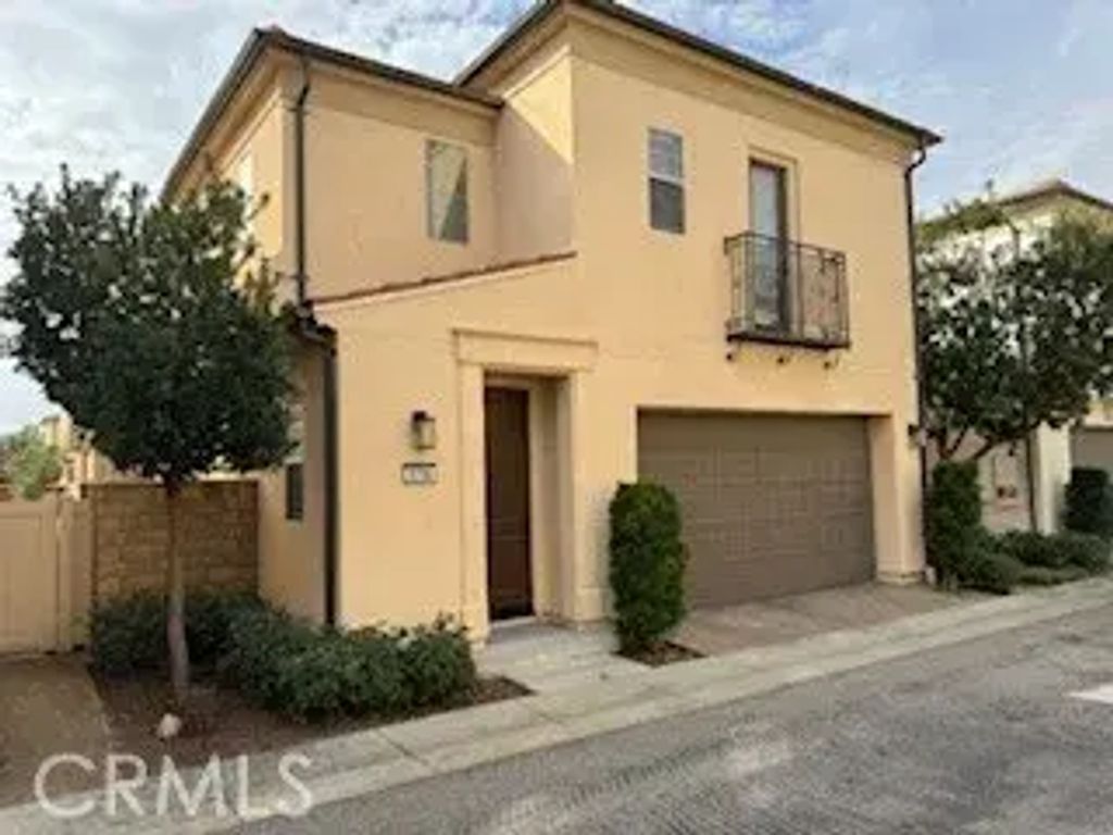 21730 Candela Drive, Saugus