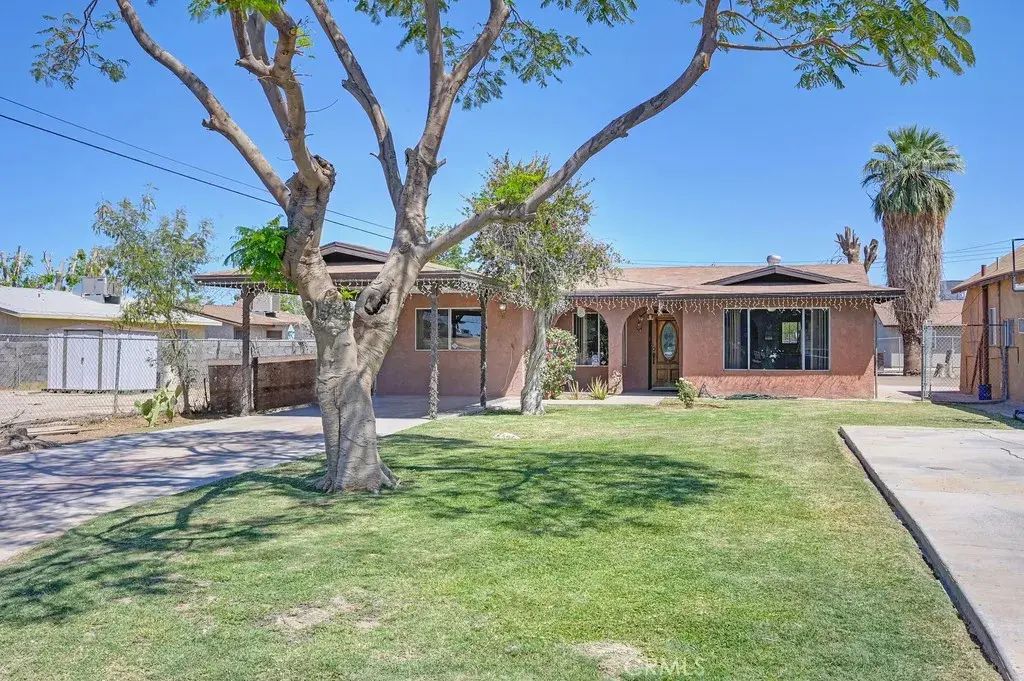1107 B. Street, Brawley