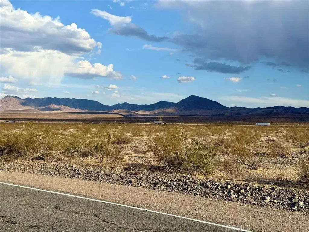 4160413 National Trails Hwy, Daggett