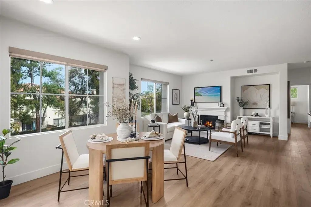 11 Sienna, Mission Viejo