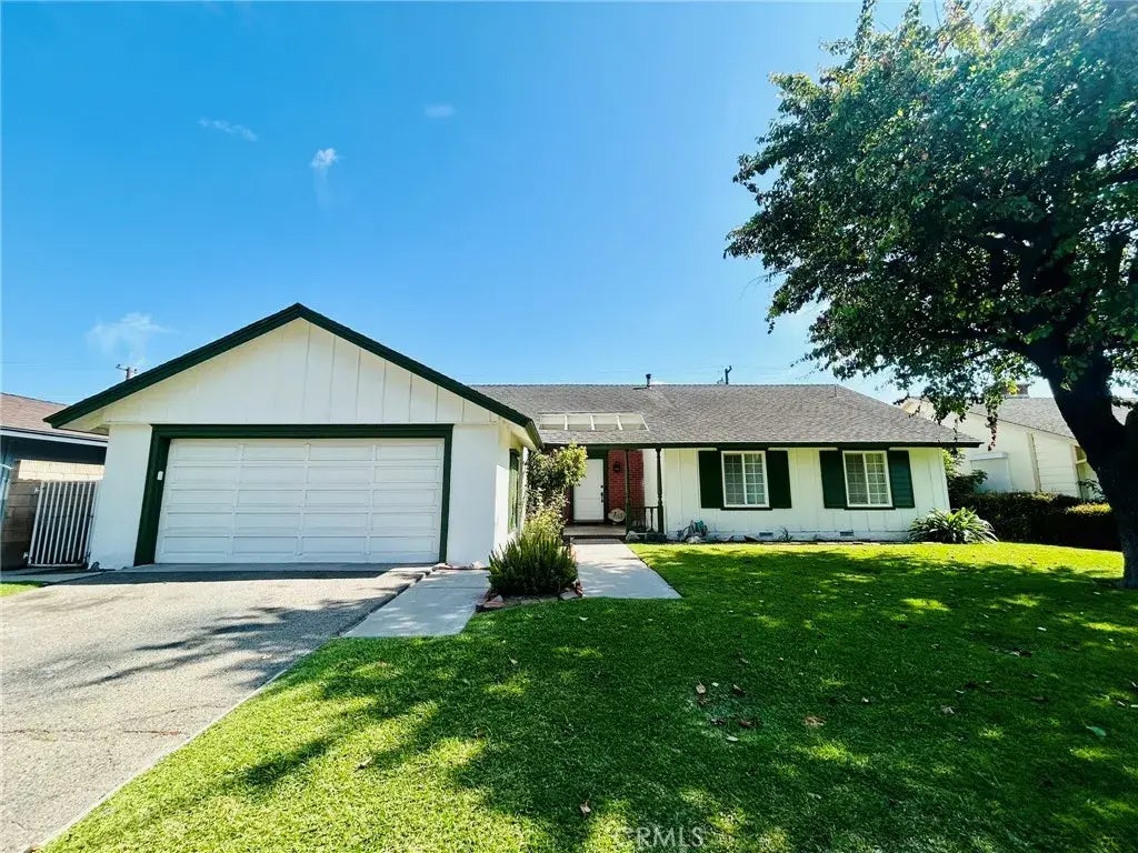 1930 W Woodworth Road, Anaheim