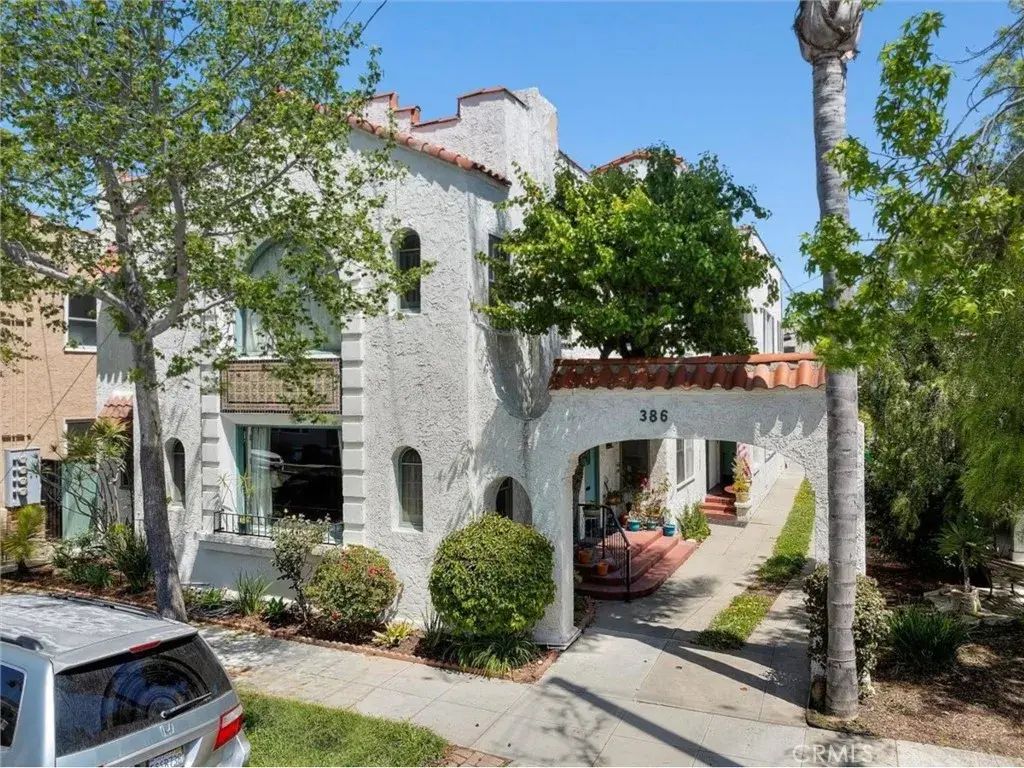 386 Mira Mar Avenue, Long Beach