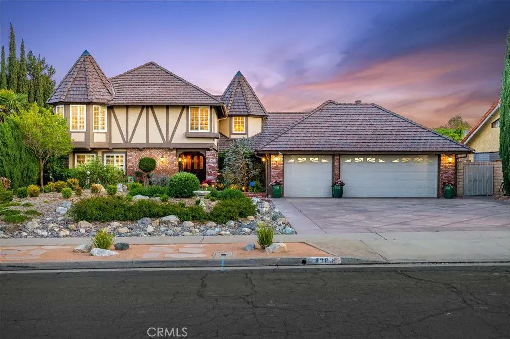 436 Fairway Drive, Palmdale