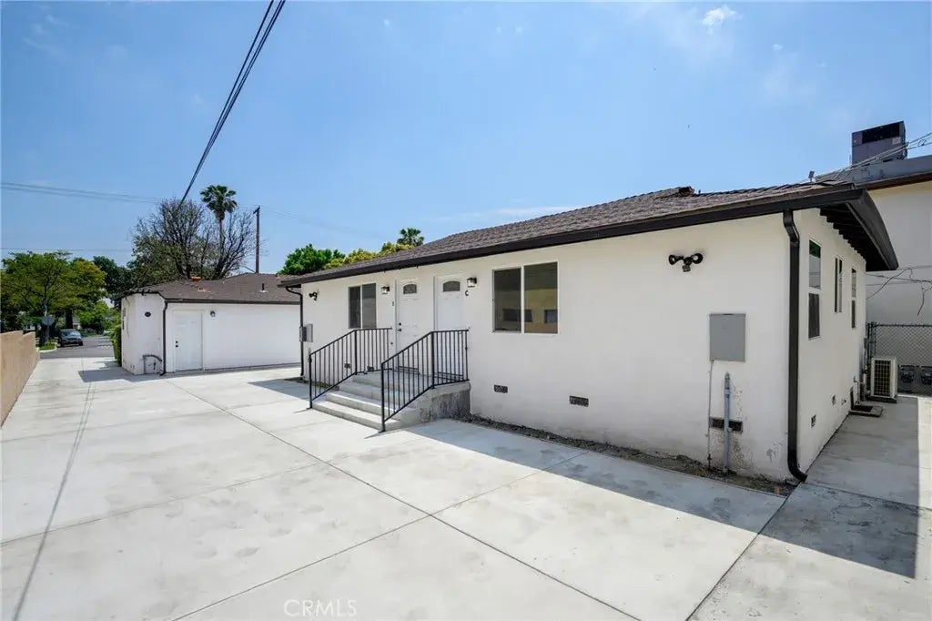 1007 W Angeleno Avenue 103, Burbank