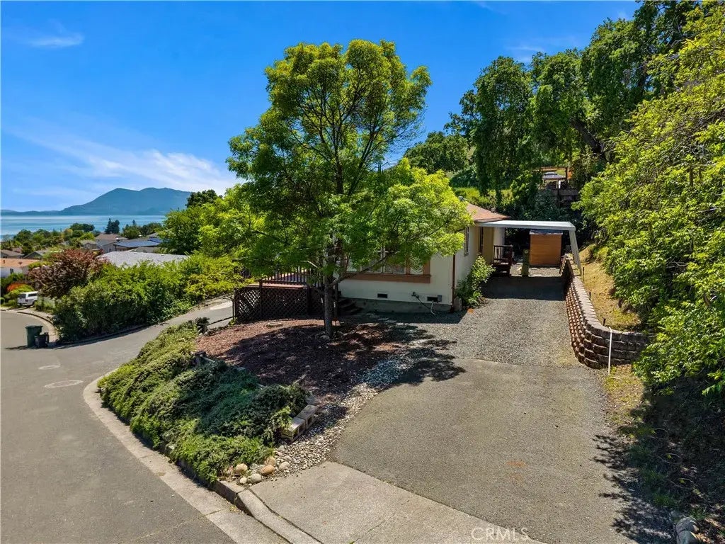 505 Walnut Drive, Lakeport