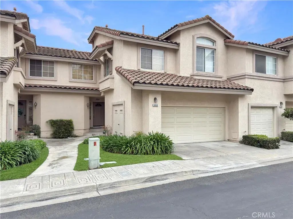 8060 E Treeview Court, Anaheim Hills