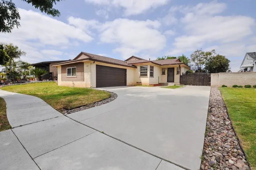 6574 Burgundy Street, 