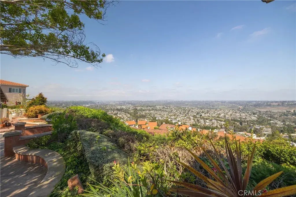 6164 Del Paso Avenue, DEL CERRO