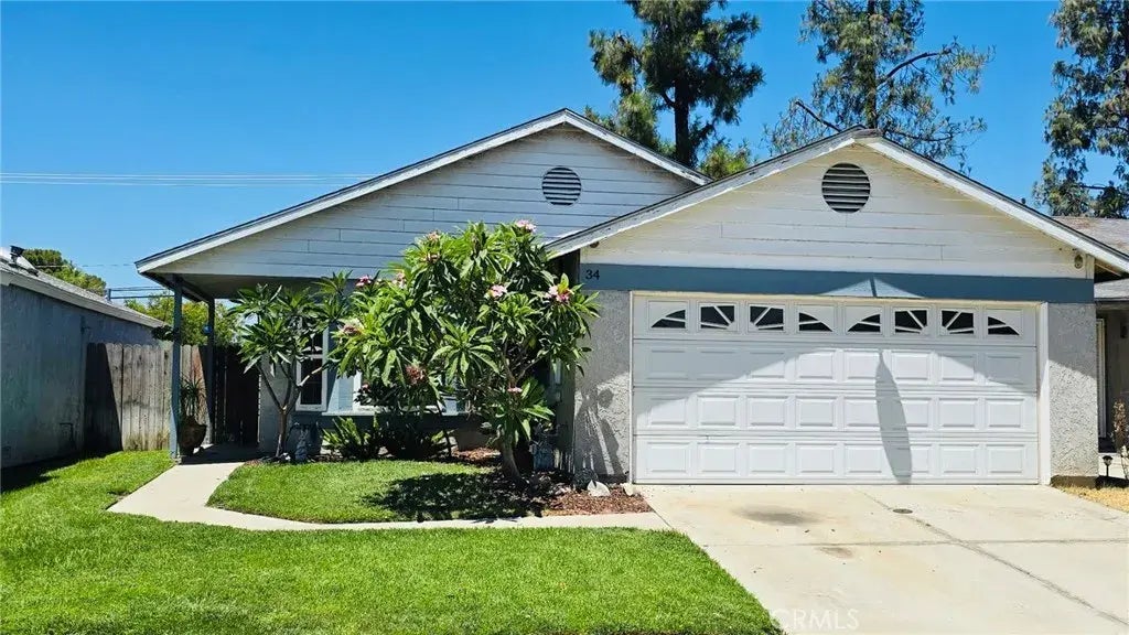 15957 Randall Avenue 34, Fontana