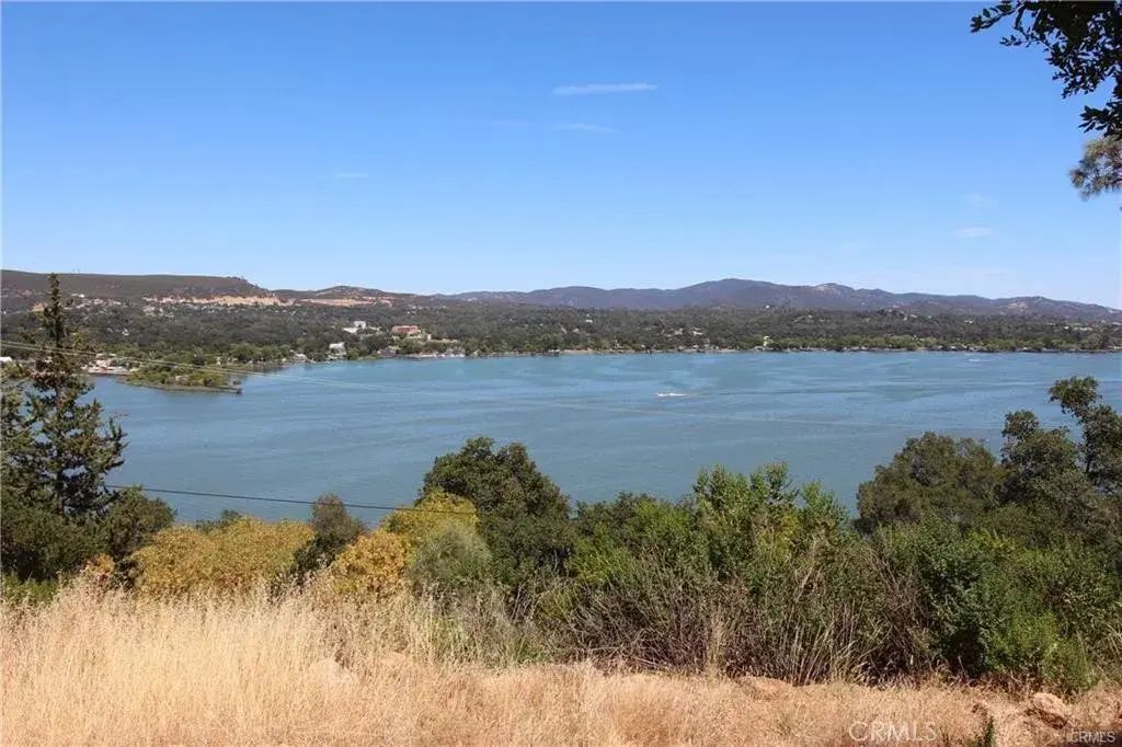 5191 Lake, Lower Lake
