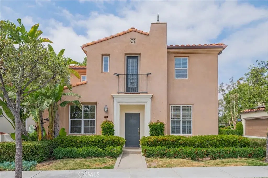 87 Talmadge 66, Irvine