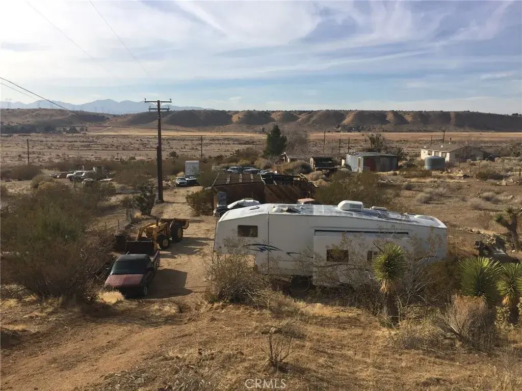 6969 Deep Creek, Apple Valley