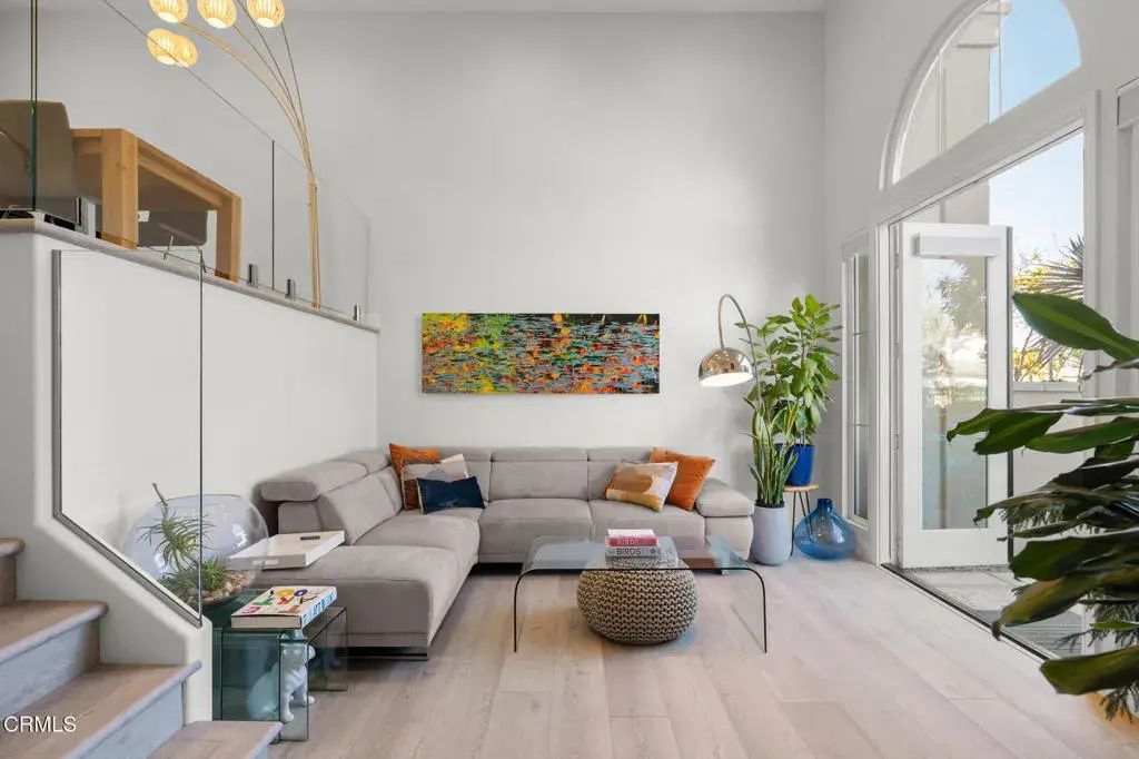 1323 Bayside Circle, Oxnard