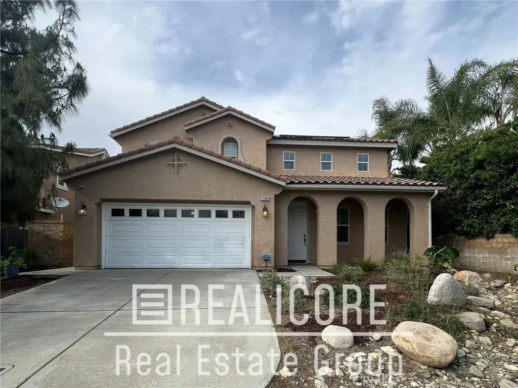 15806 Rock Point Lane, Fontana