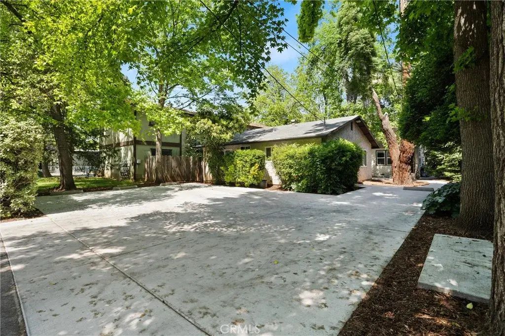 1001 Salem Street, Chico