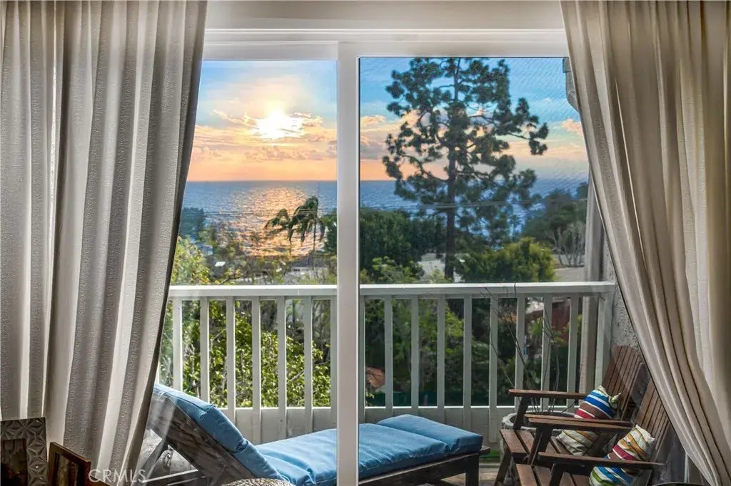 28294 Rey De Copas Lane, Malibu