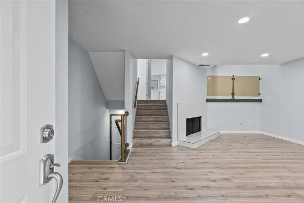 7130 Glade Avenue D, Canoga Park