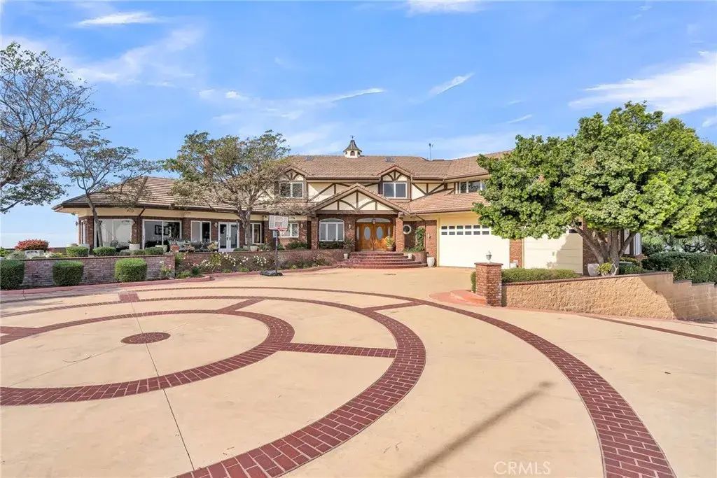 7340 Live Oak Drive, Jurupa Valley